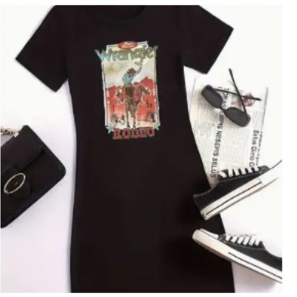 “Wrangler Rodeo” t-shirt dress - Picture 3 of 3